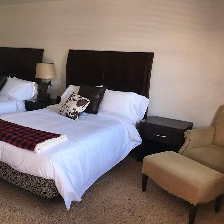 Country West Motel Of Rock Springs Εξωτερικό φωτογραφία